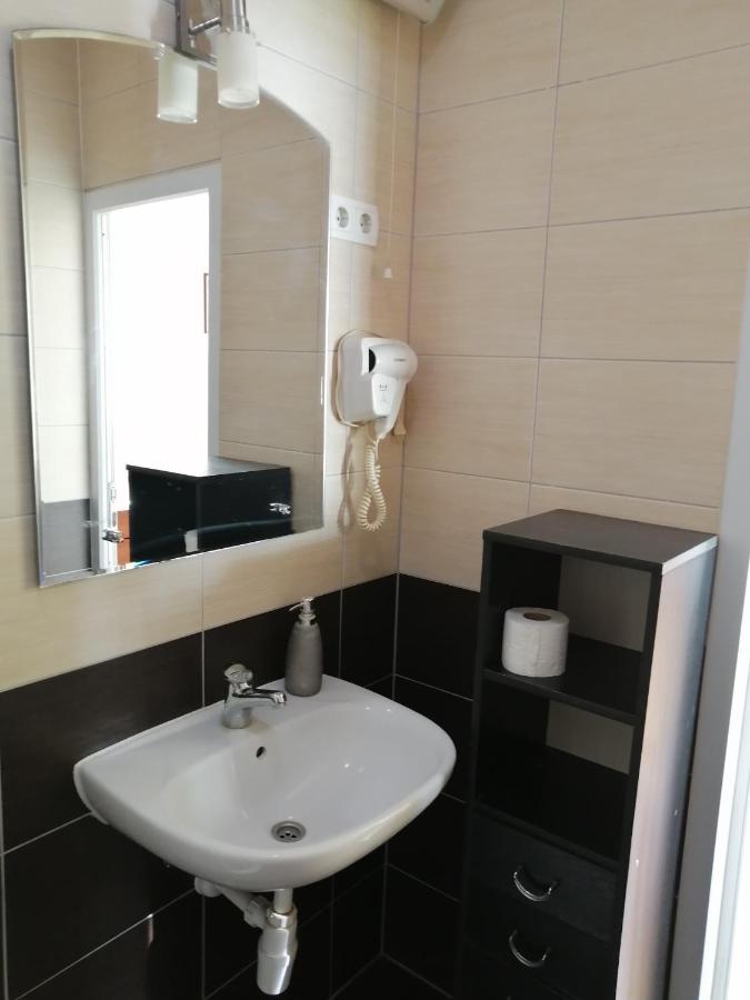 Guesthouse Sava Slavonski Brod Exterior foto
